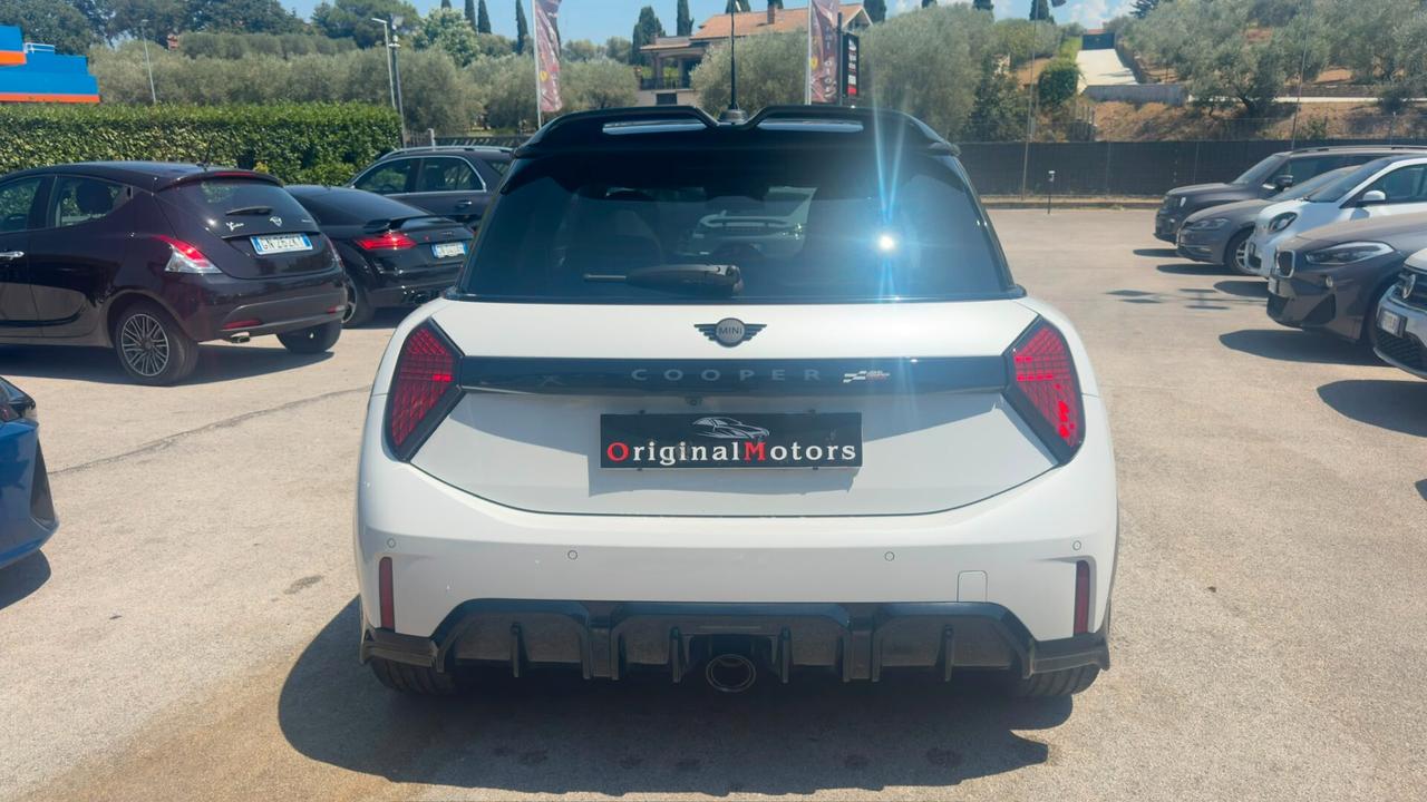 Mini Cooper John Works JCW /PRONTA CONSEGNA/TETTO/HEAD UP DISPLAY/PELLE TOTALE/HARMAN KARDON/