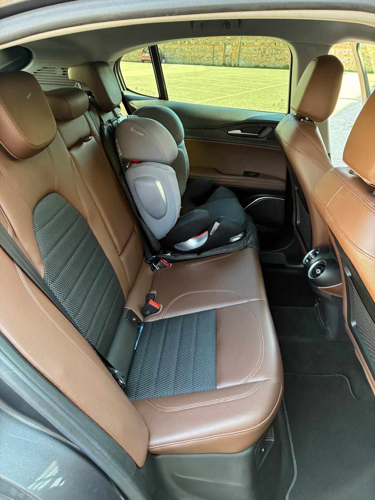 Alfa Romeo Stelvio 2.2 Turbodiesel 190 CV AT8 RWD Super