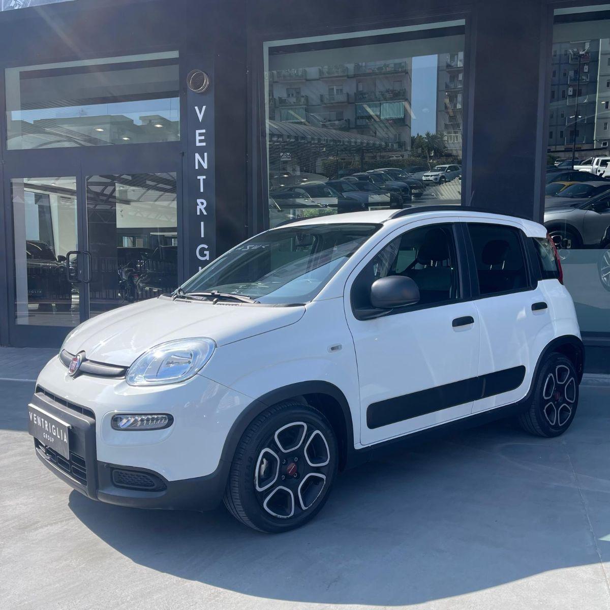 FIAT - Panda - 1.0 Hybrid 32.000KM