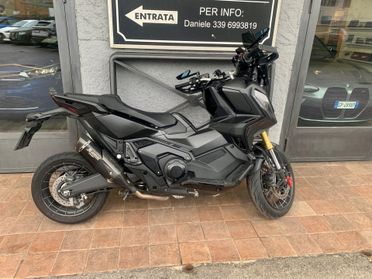 Honda X-ADV 750 Honda X-ADV 750 • Depotenziata A2 • Garanzia Honda 2030 • Akrapovic