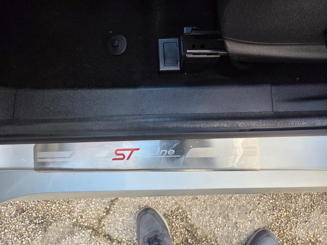 FORD ECOSPORT ANNO 2018 ST-LINE 1.5 TDCI 100 CV KM CERTIFICATI