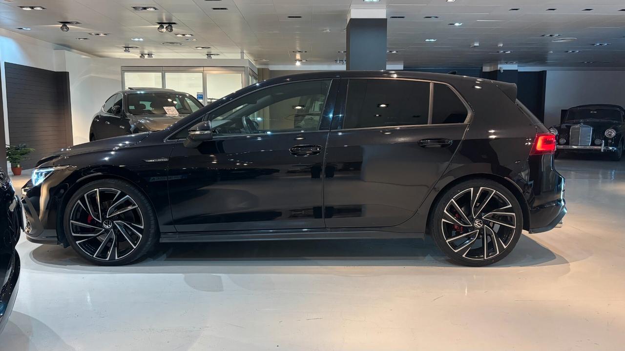 VOLKSWAGEN GOLF GTD 200CV-2022