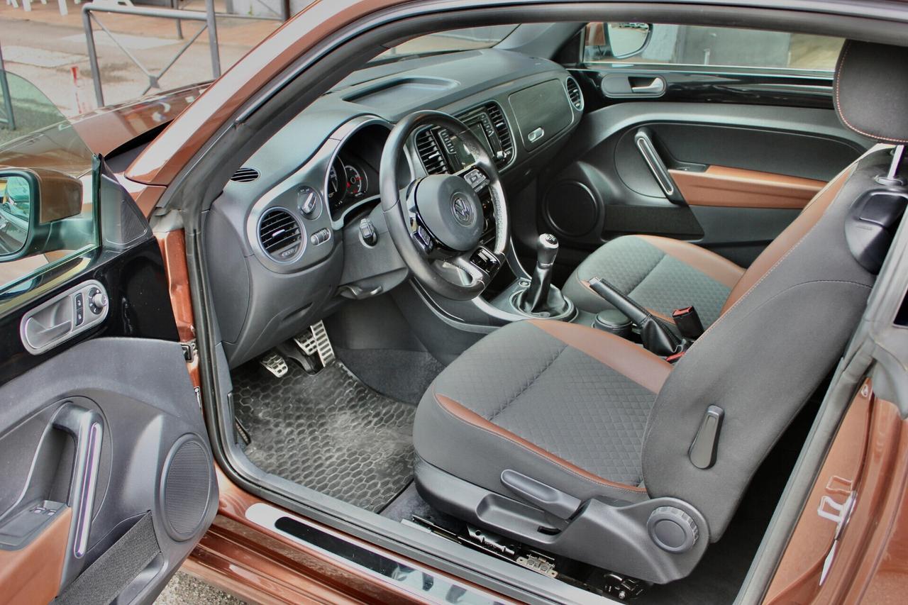 VOLKSWAGEN MAGGIOLINO 1.2 TSI ALLSTAR SPORT 6 MARCE PER NEOPATENTATI