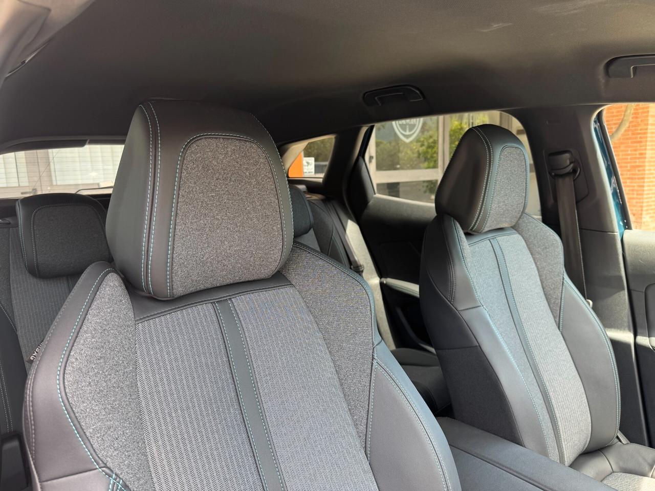 Peugeot 3008 Peugeut BlueHDi 130 S&S EAT8 Allure Pack