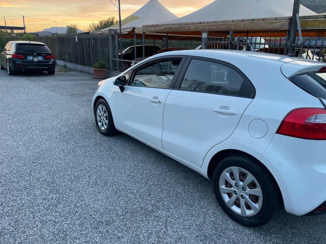 Kia Rio 1.1 CRDi 5p. Cool