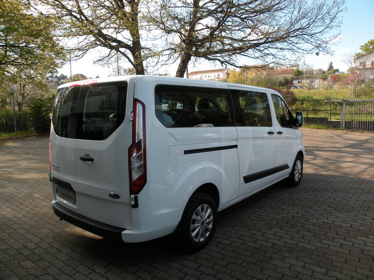 FORD TRANSIT CUSTOM 9 POSTI - NOLEGGIO