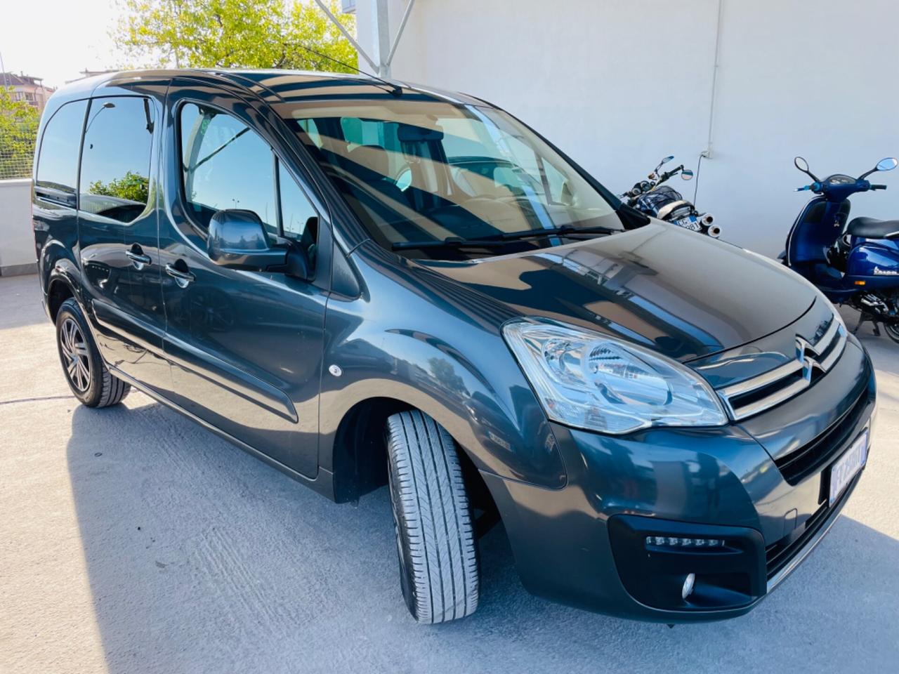 Citroen Berlingo BlueHDi 100 AUTOCARRO