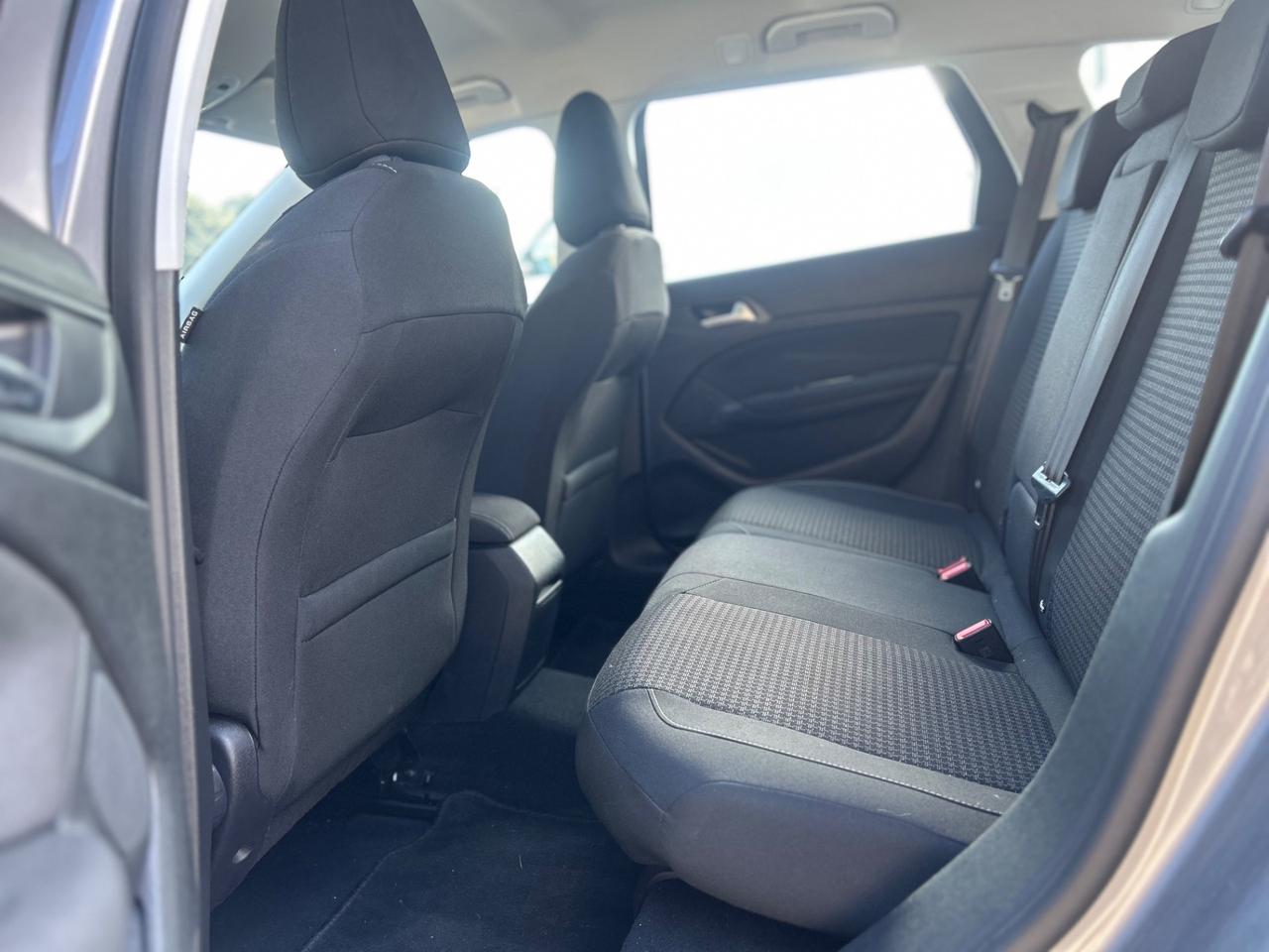 Peugeot 308 BlueHDi 120 IN ARRIVO