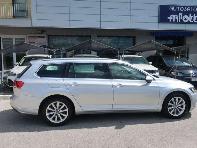 Volkswagen Passat Variant Passat VIII 2019 Var. 2.0 tdi Business 150cv dsg
