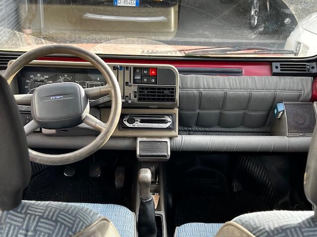 Fiat Panda 900 i.e. cat Young