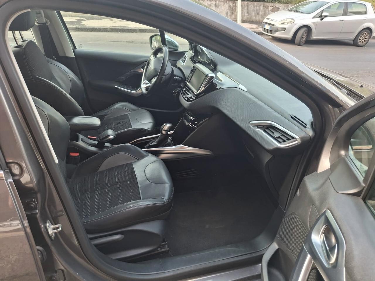 Peugeot 2008 1.6 e-HDi 92 CV Stop&Start Allure