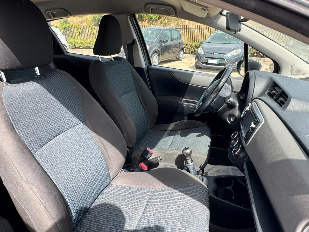 Toyota Yaris 1.0 5 porte
