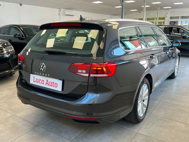 VOLKSWAGEN Passat Variant 2.0 TDI DSG *UNICO PROP.*LED*CERCHI "17*ITALIANA*