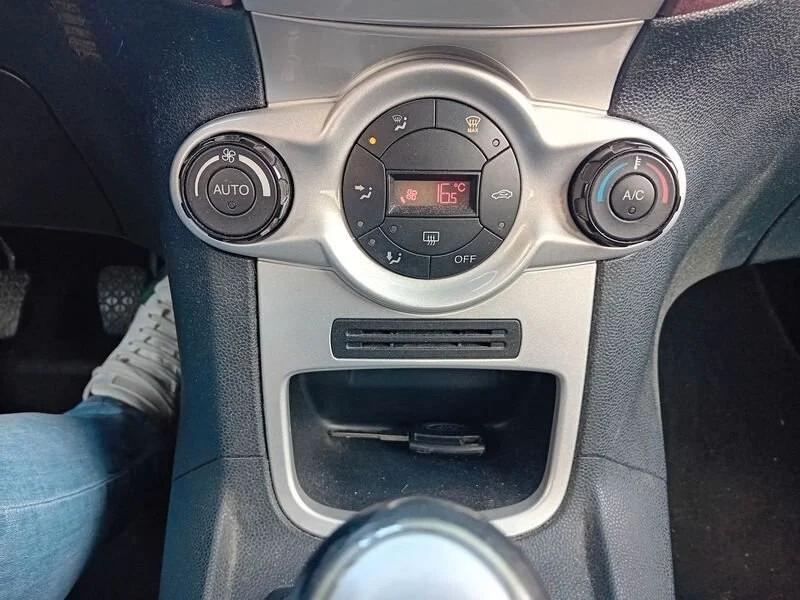 Ford Fiesta 1.2 82 CV 5 porte Titanium