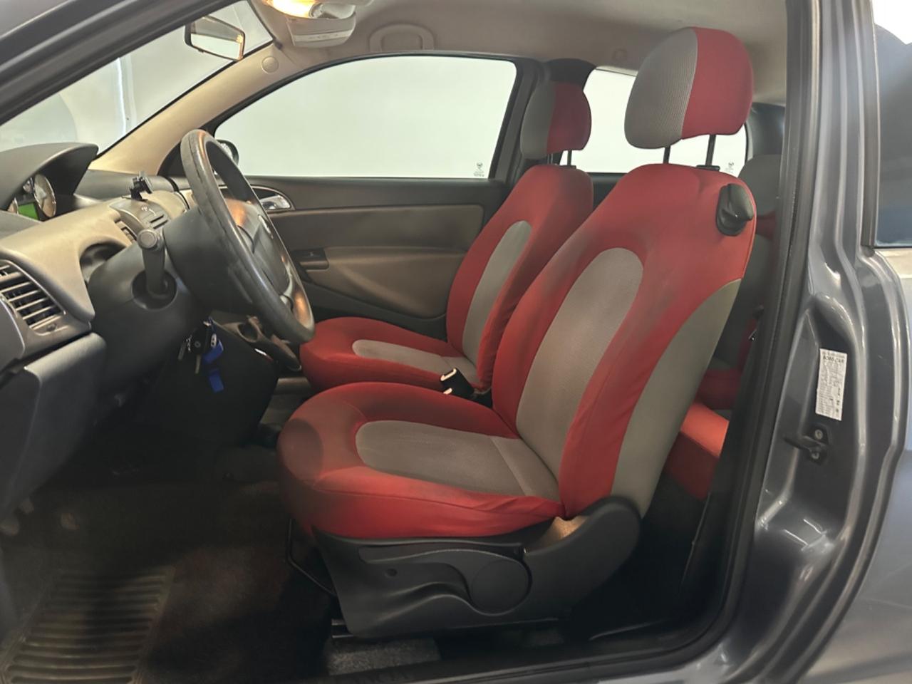 LANCIA YPSILON 1.2 NEOPATENTATI 60CV