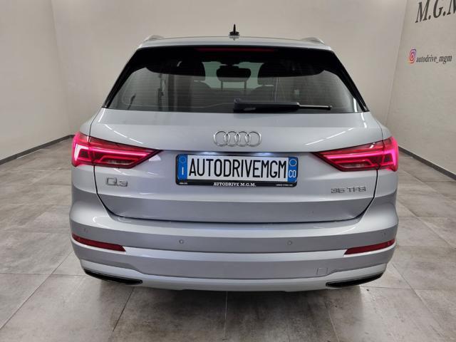 AUDI Q3 35 TFSI Business Advanced