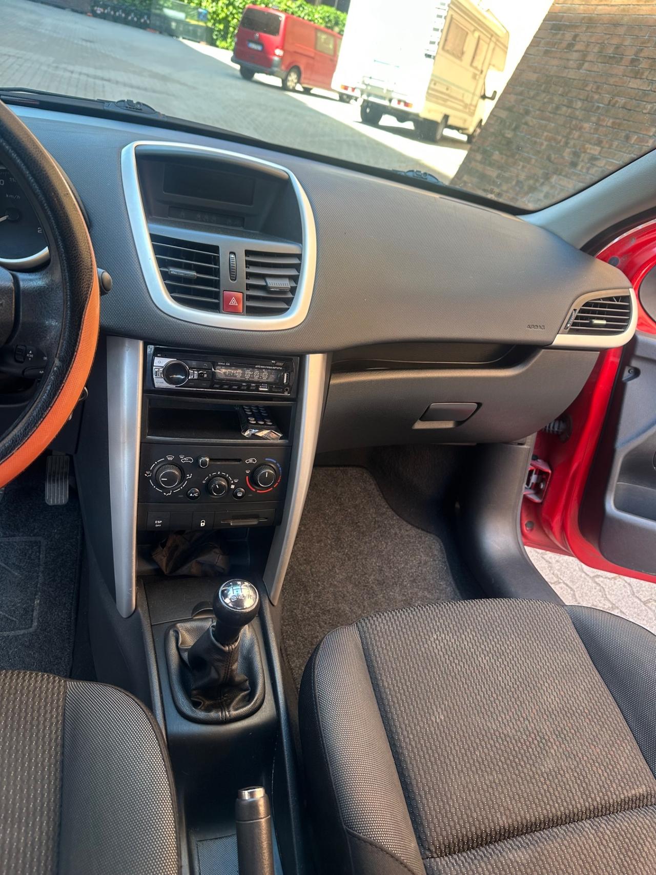 Peugeot 207 Plus 1.4 8V 75CV 3p. ECO GPL