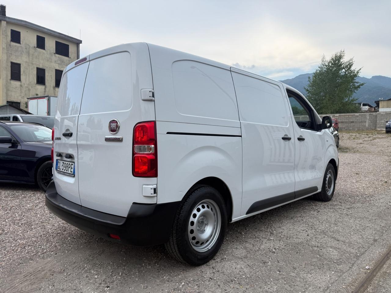 Fiat SCUDO L2H1 DOPPIA PORTA LATERALE