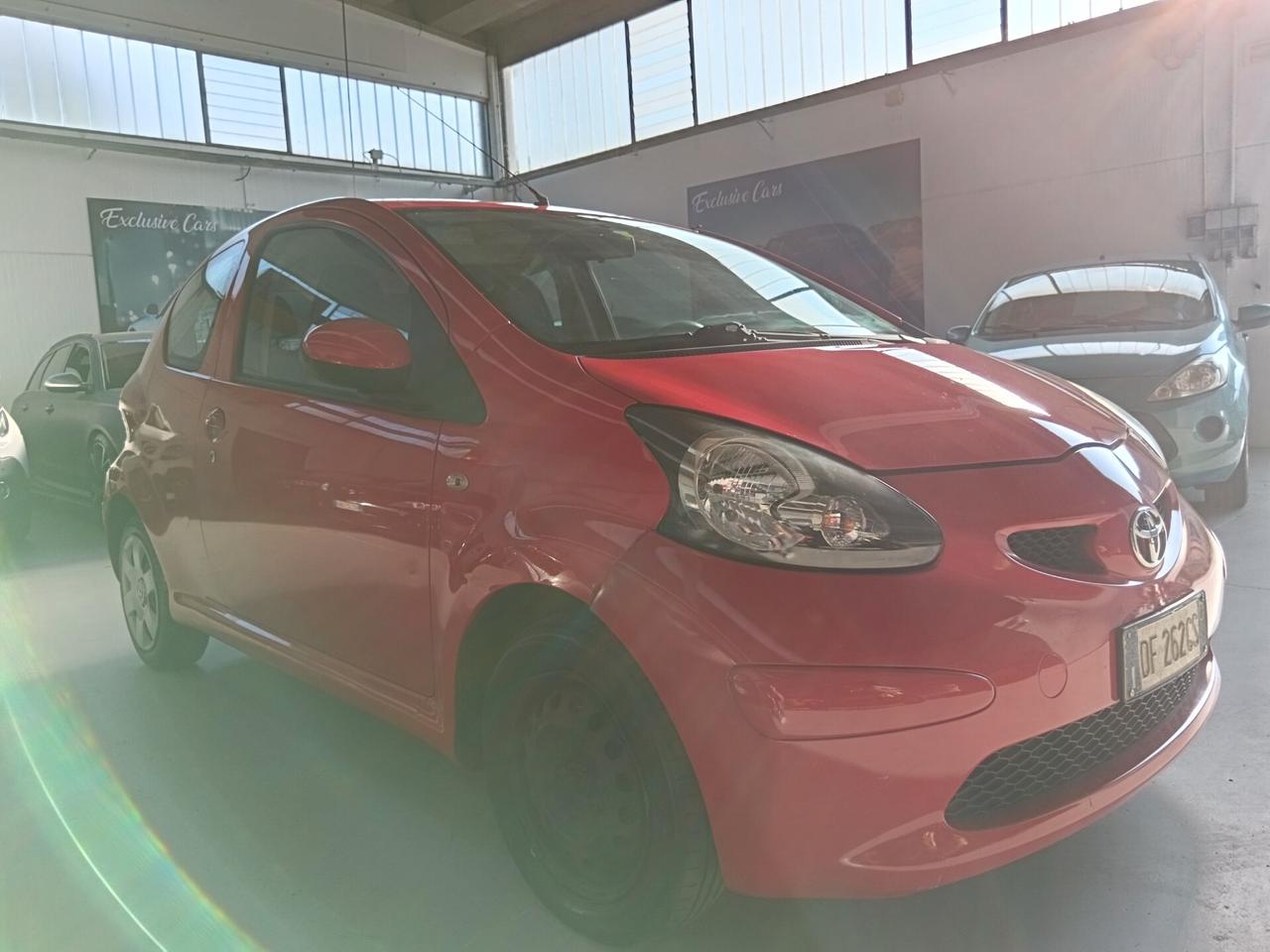 Toyota Aygo 1.0 12V VVT-i 3 porte Sol