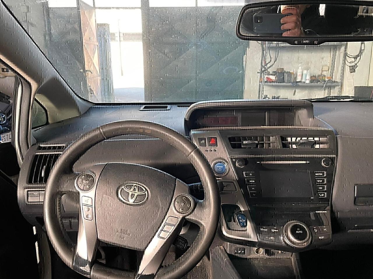 Toyota Prius 1.8 Active 7 POSTI LIBRETTO TAGLIANDI TOYOTA