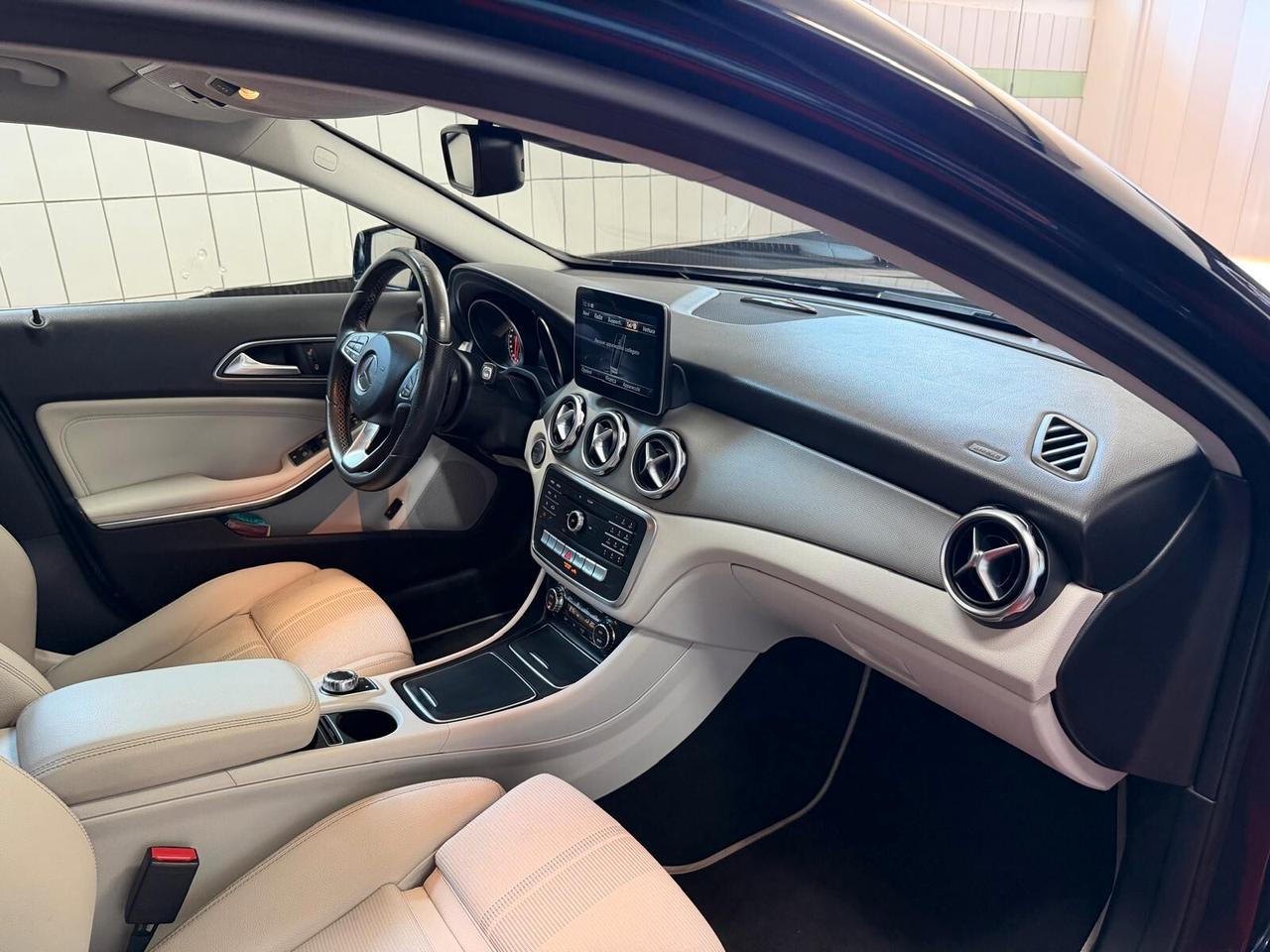 Mercedes-benz GLA 220 d Automatic Executive