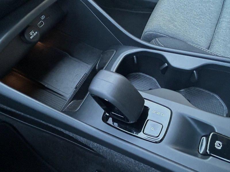 Volvo XC40 B3 163+14 CV Automatico LED Core