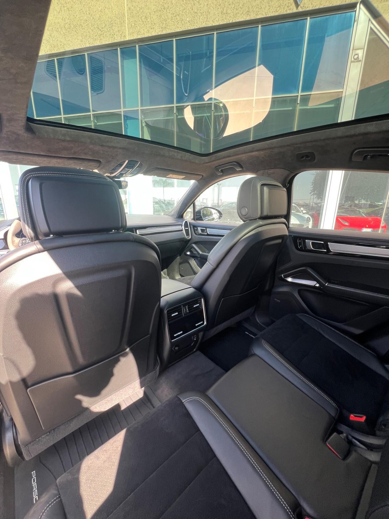 Porsche Cayenne Coupè 4.0 V8 Turbo S E-Hybrid