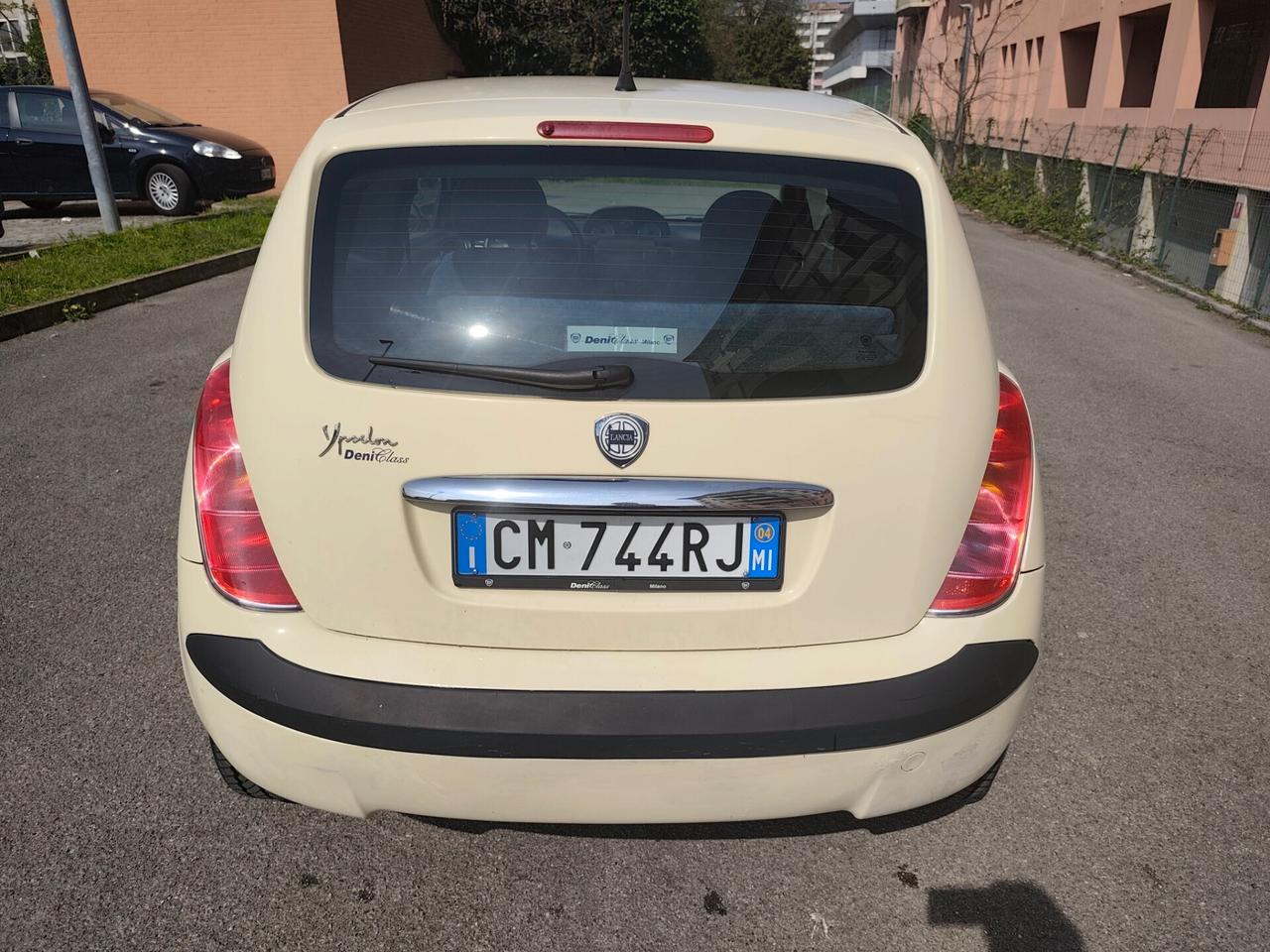 Lancia Ypsilon 1.2 Benz neopatentati