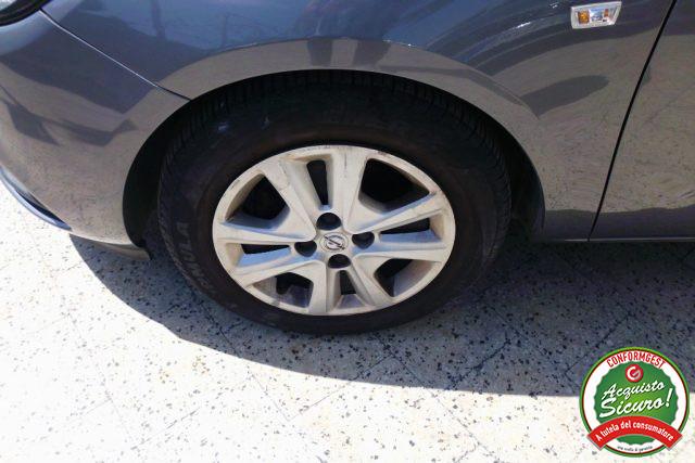 OPEL Corsa 1.2 5 porte Cosmo