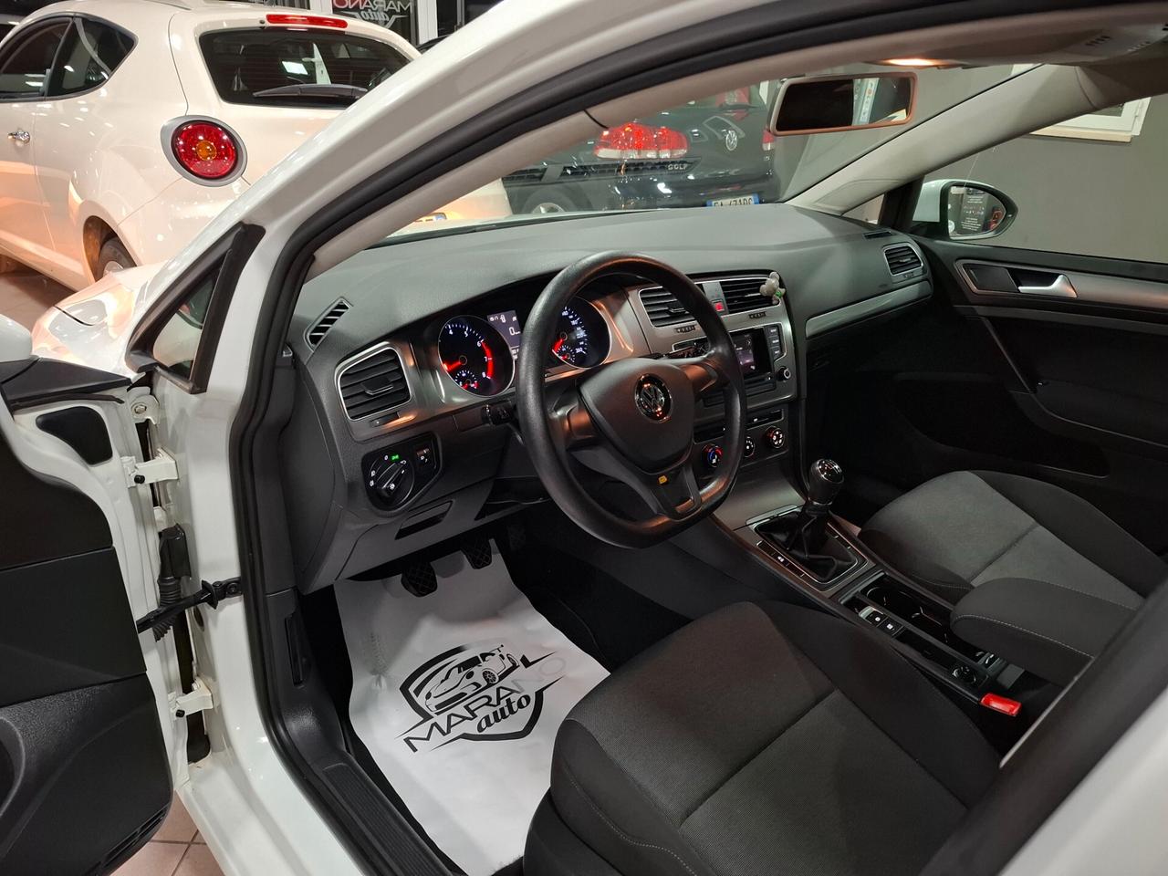 Volkswagen Golf 7 1.2 benzina Neopatentato