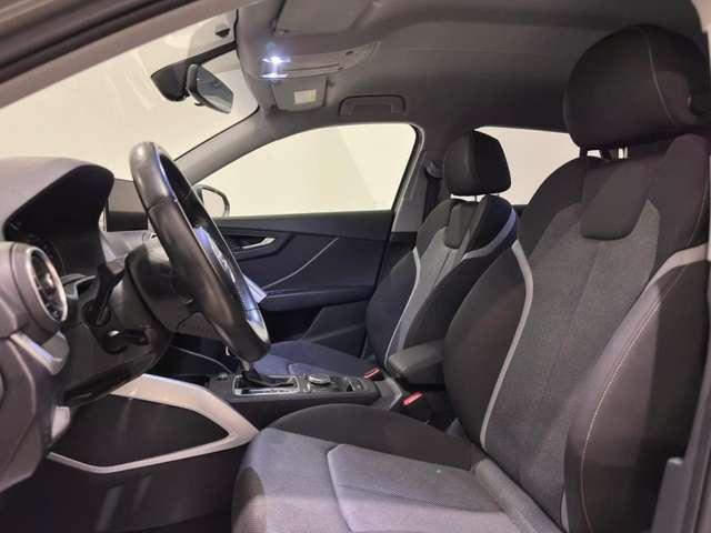 Audi Q2 30 TDI S tronic Identity Black