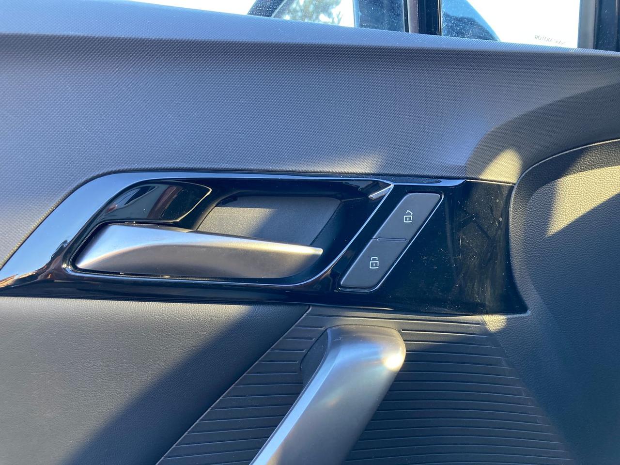 Mg MG4 4 EV Long Range 64 kWh LUXURY #8431