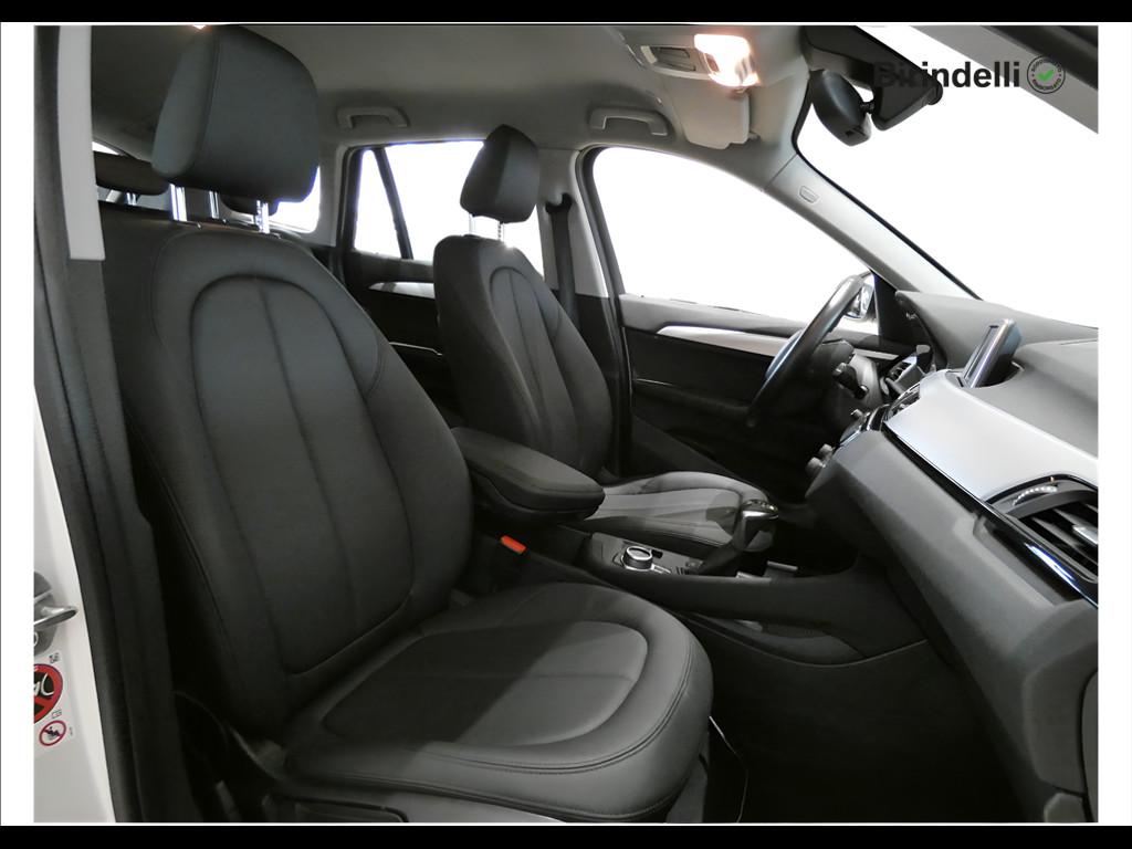 BMW X1 (F48) - X1 xDrive18d Business