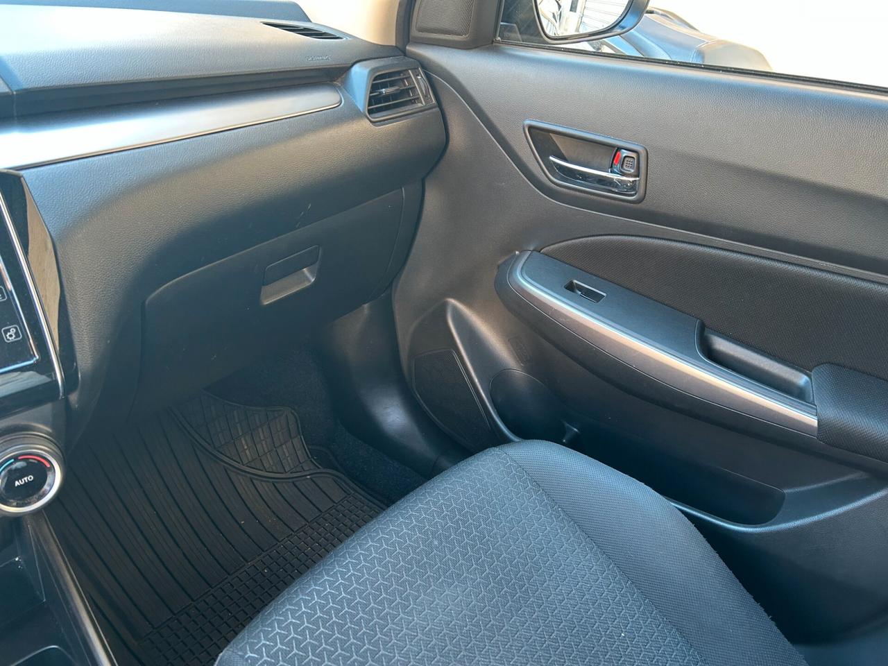 Suzuki Swift BERLINA