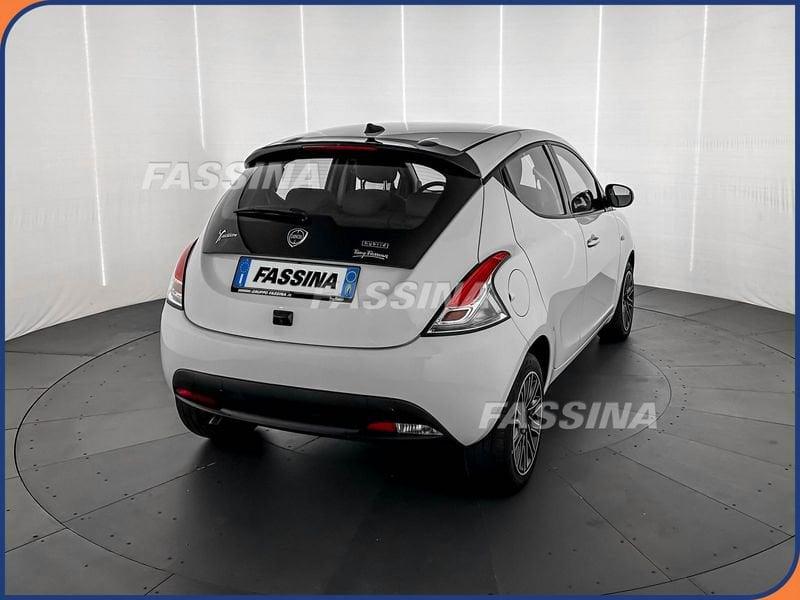 Lancia Ypsilon Ypsilon 1.0 firefly hybrid Gold s&s 70cv