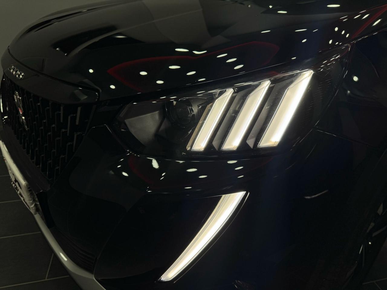 Peugeot 2008 PureTech 100 S&S Allure