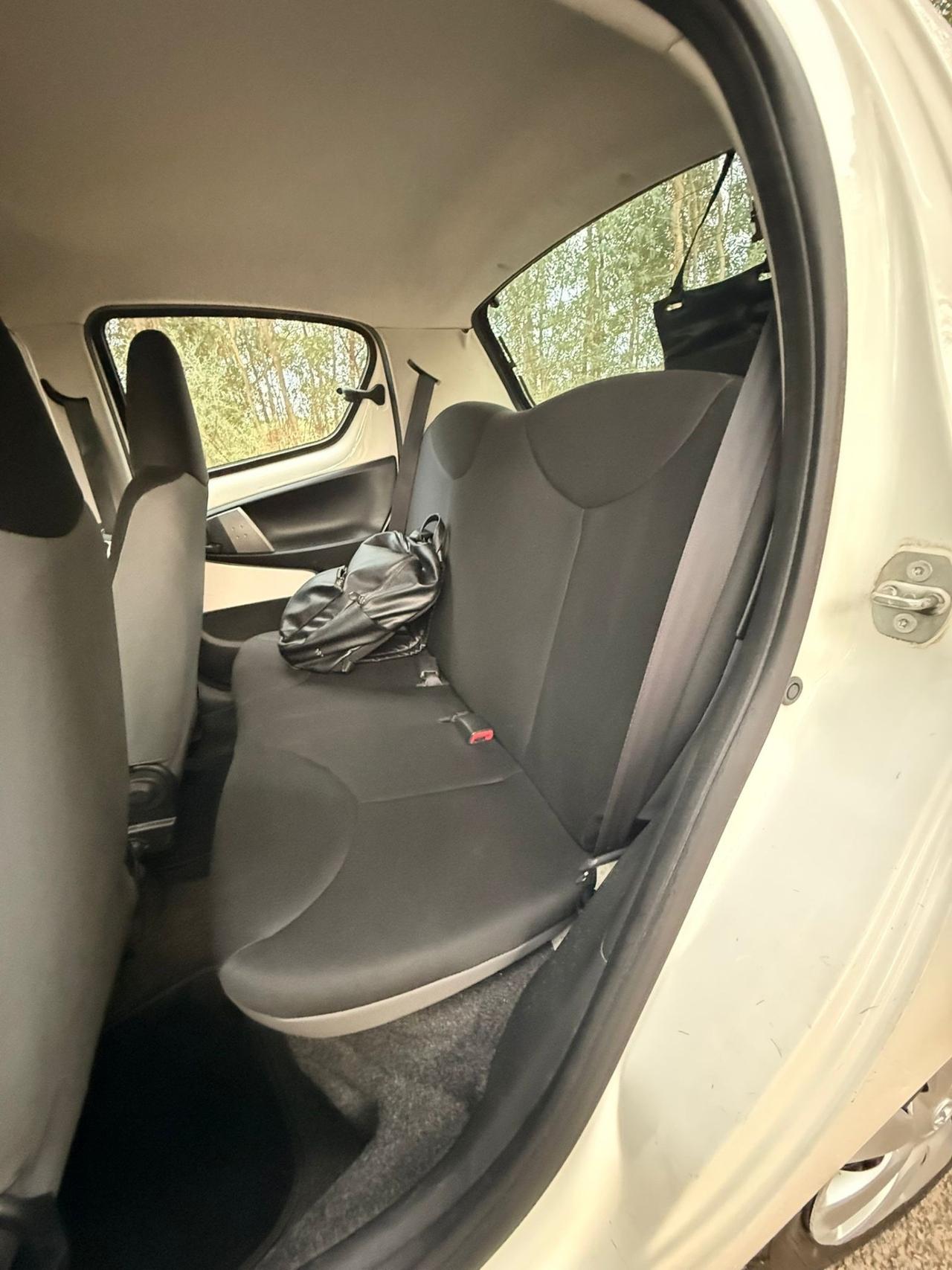 Toyota Aygo 1.0 12V VVT-i 5 porte Active Connect
