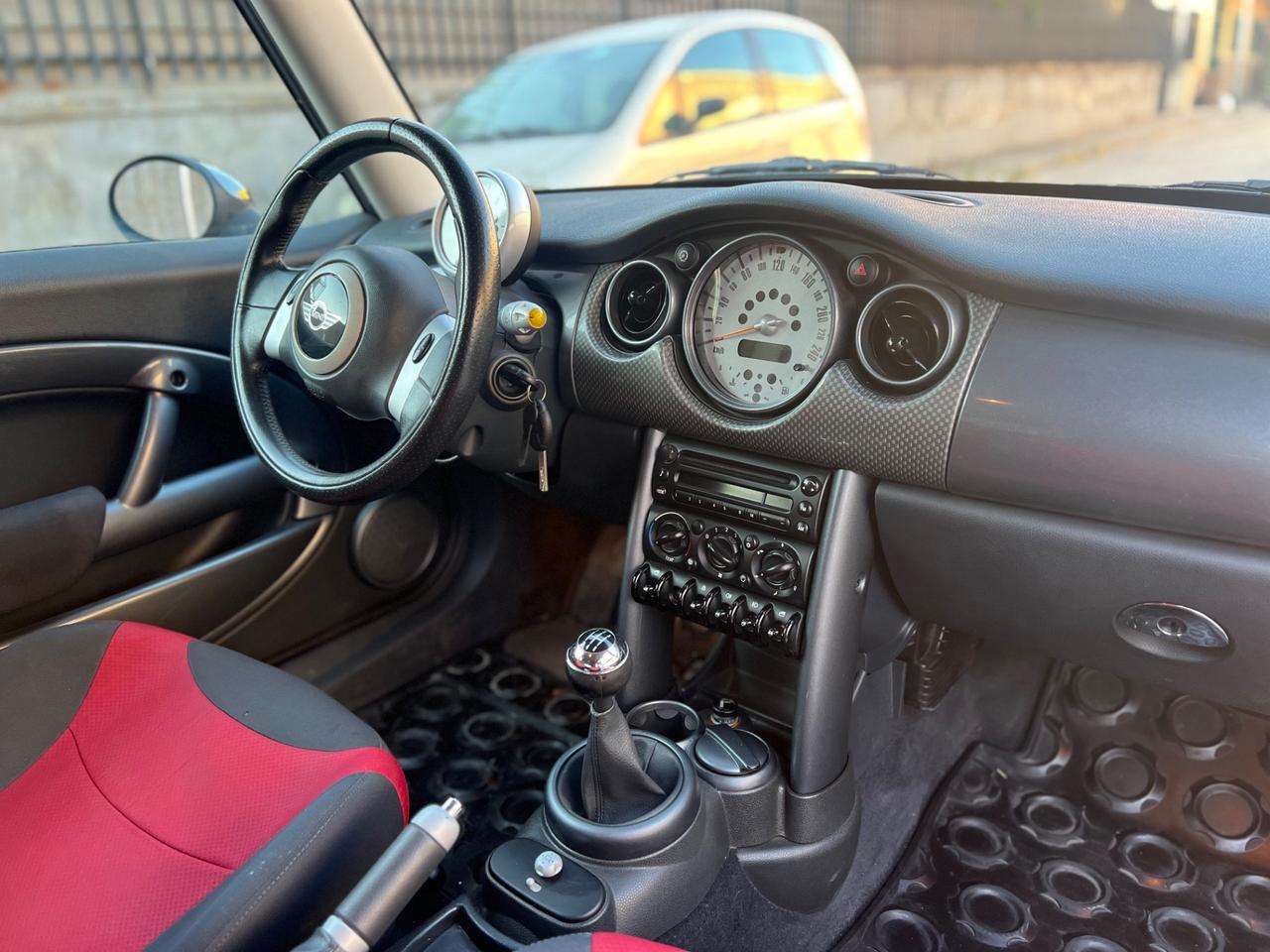 Mini 1.6 16V Cooper