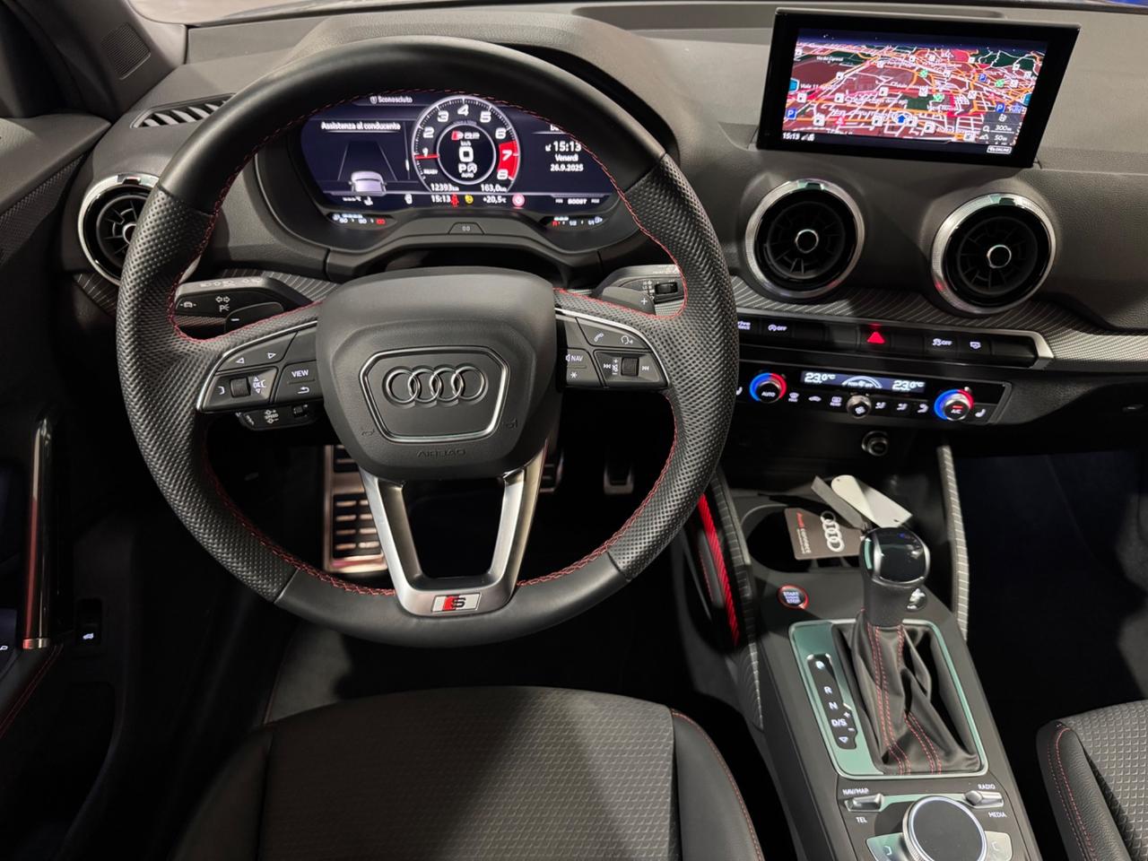 Audi Q2 SQ2 TFSI quattro S tronic sport attitude