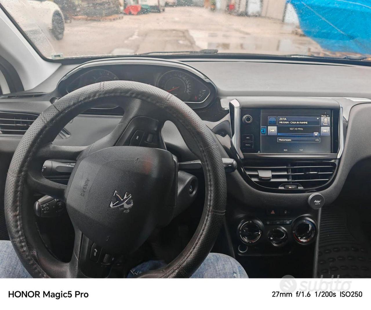 Peugeot 208 1.4 vti
