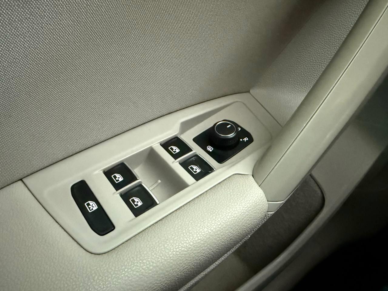 Tiguan 2.0 TDI SCR DSG Business BlueMotion Technology