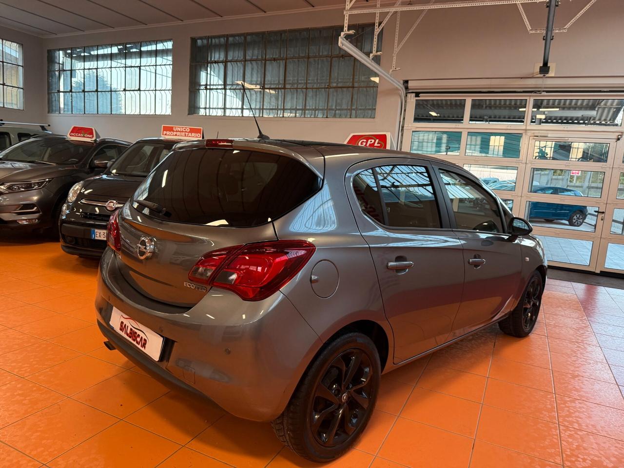 Opel Corsa 1.4 90CV GPL Tech 5 porte Black Edition