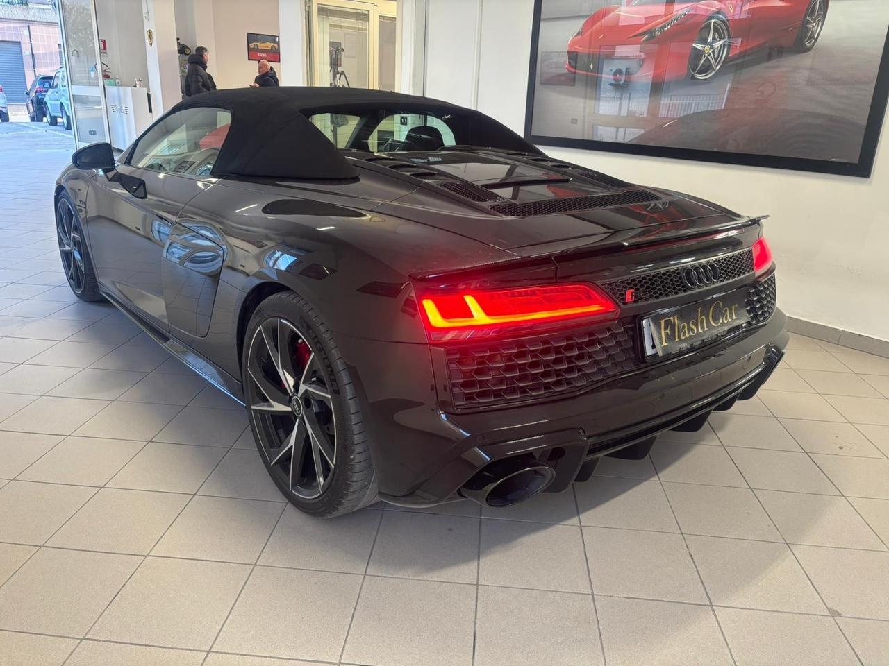 Audi R8 Spyder V10 RWD S tronic