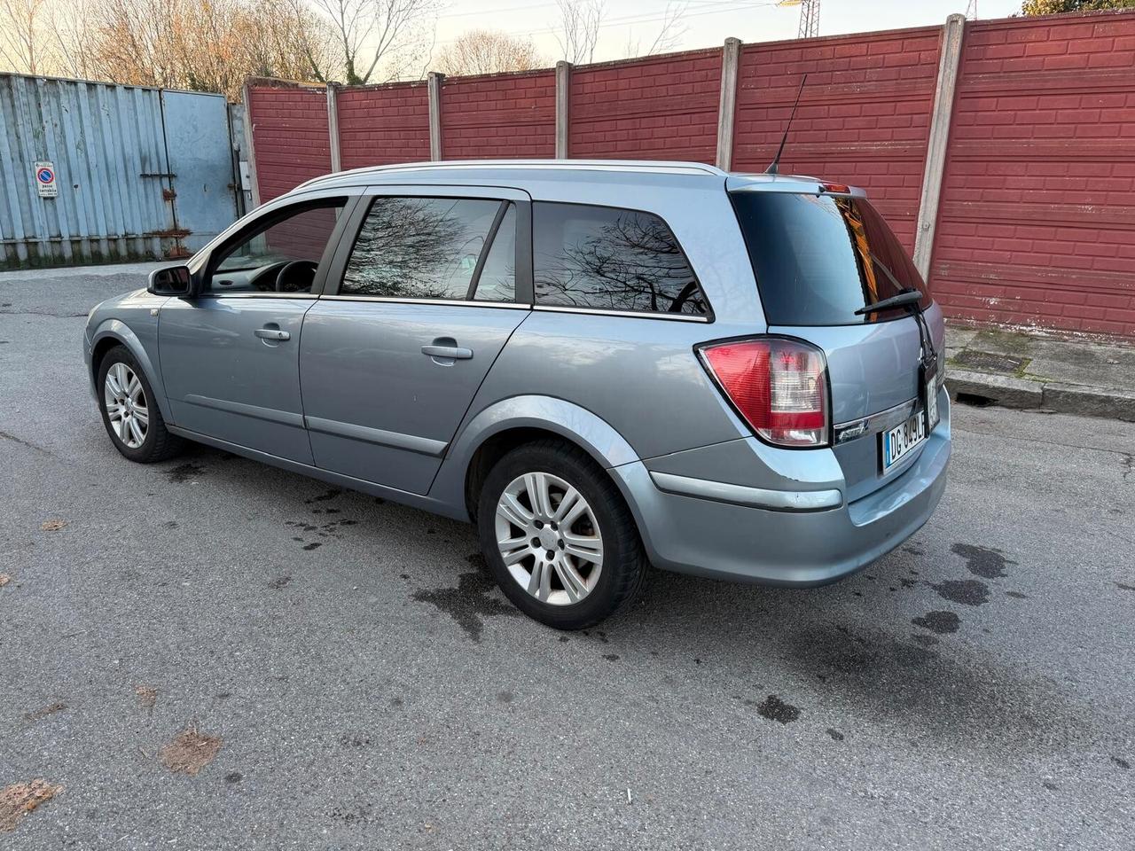 Opel Astra 1.7 CDTI 101CV 5 porte Enjoy