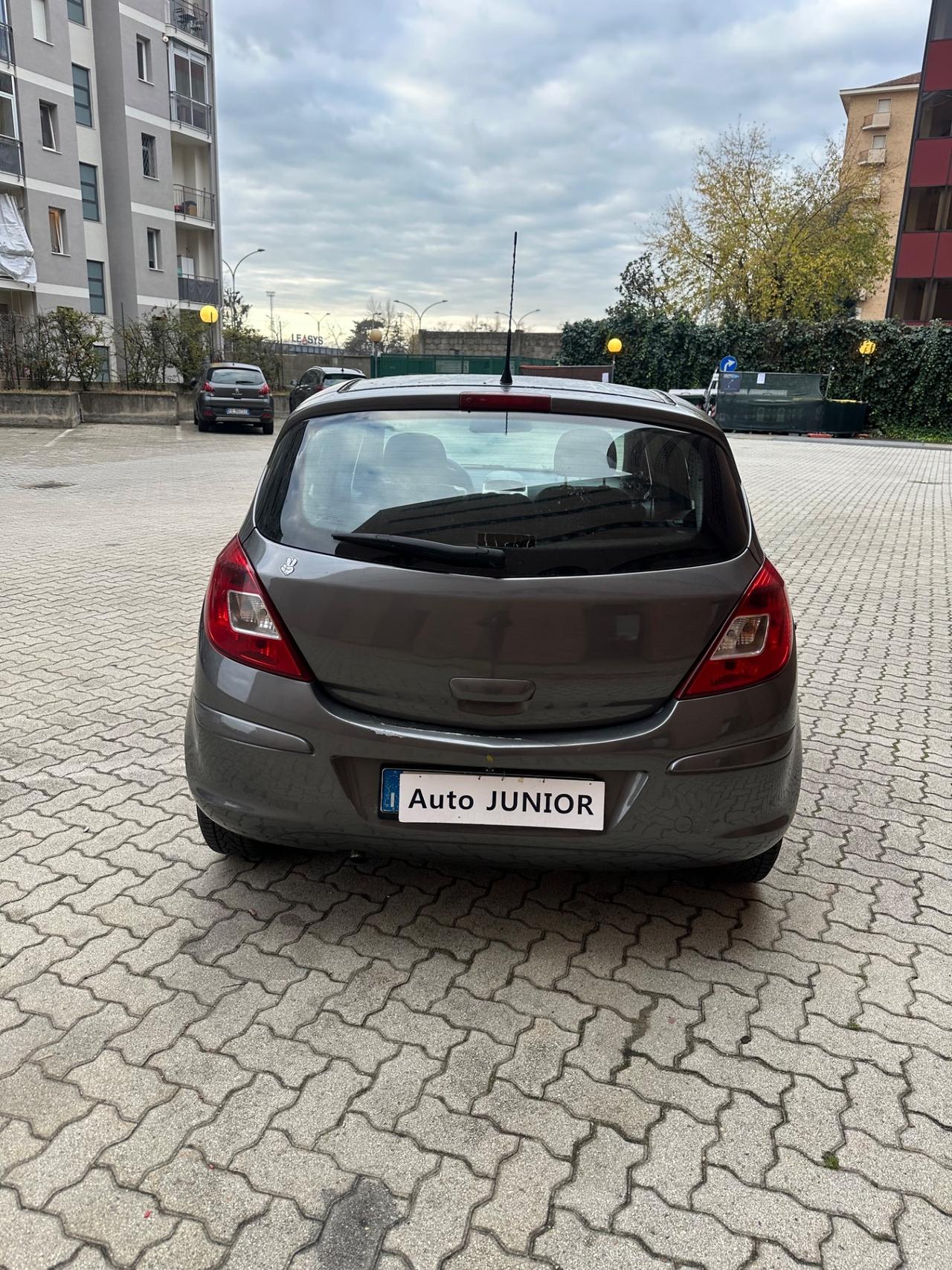 Opel Corsa 1.2 5 porte Easytronic Enjoy