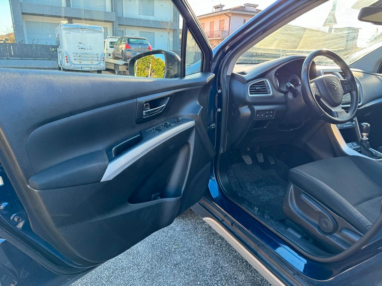 Suzuki S-Cross 1.6 DDiS Start&Stop 4WD All Grip Top