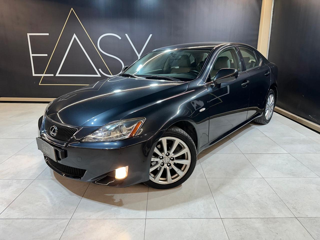 Lexus IS 220d 2.2 Luxury