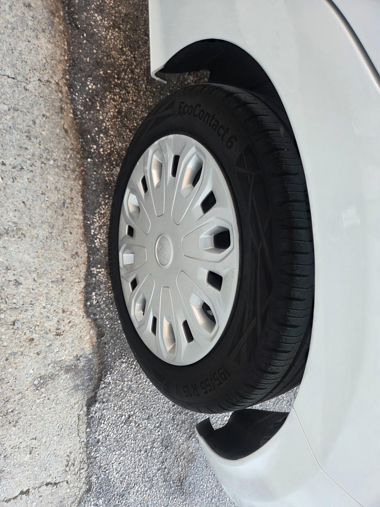 FORD KA 1.2 BENZINA 4 CILINDRI KM CERTIFICATI