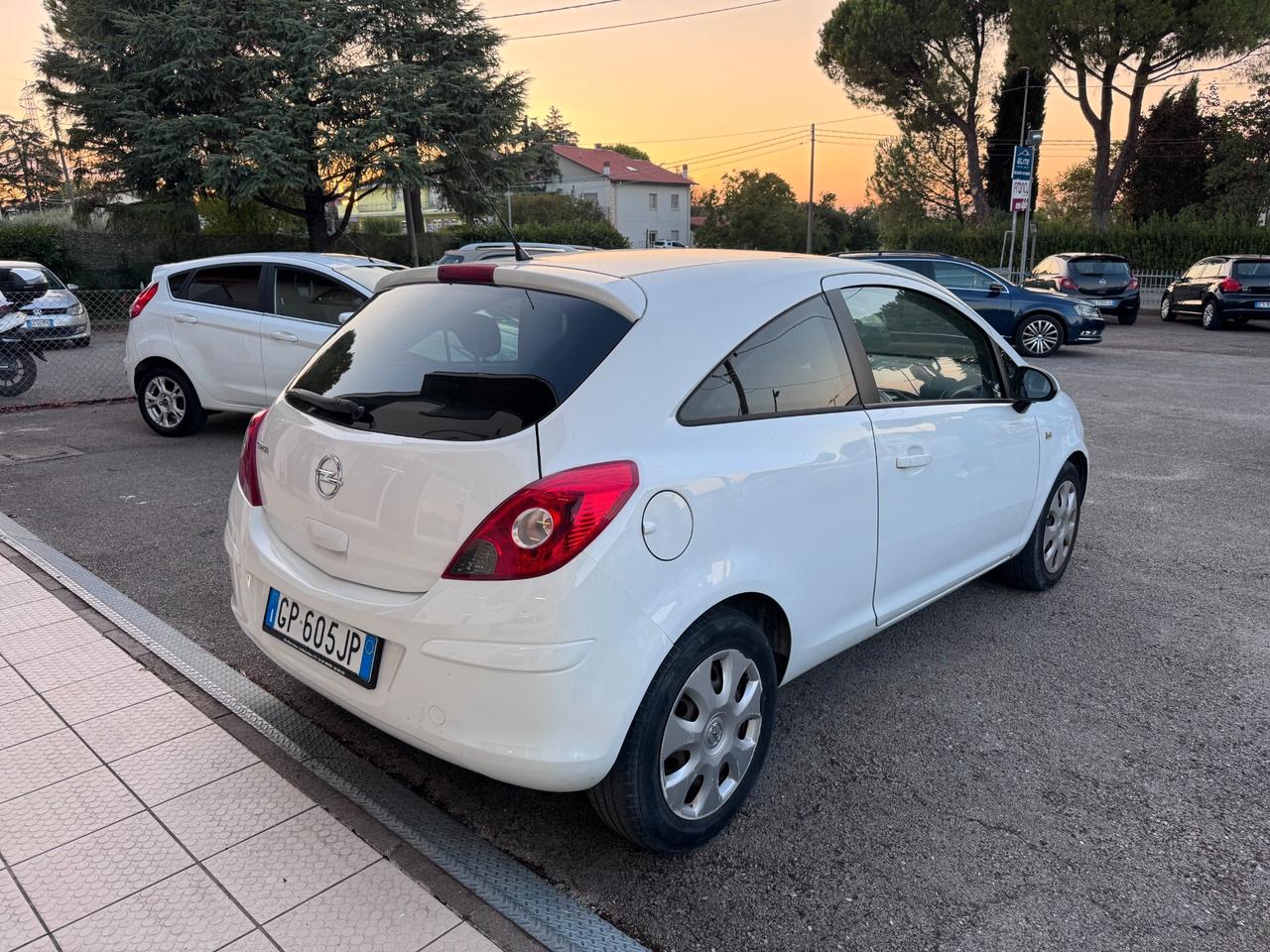 Opel Corsa 1.2 85CV 3 porte GPL-TECH Ecotec