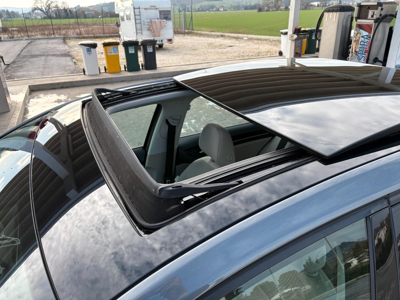 Volkswagen Golf 1.4 TGI DSG 5p. Executive BlueMotion